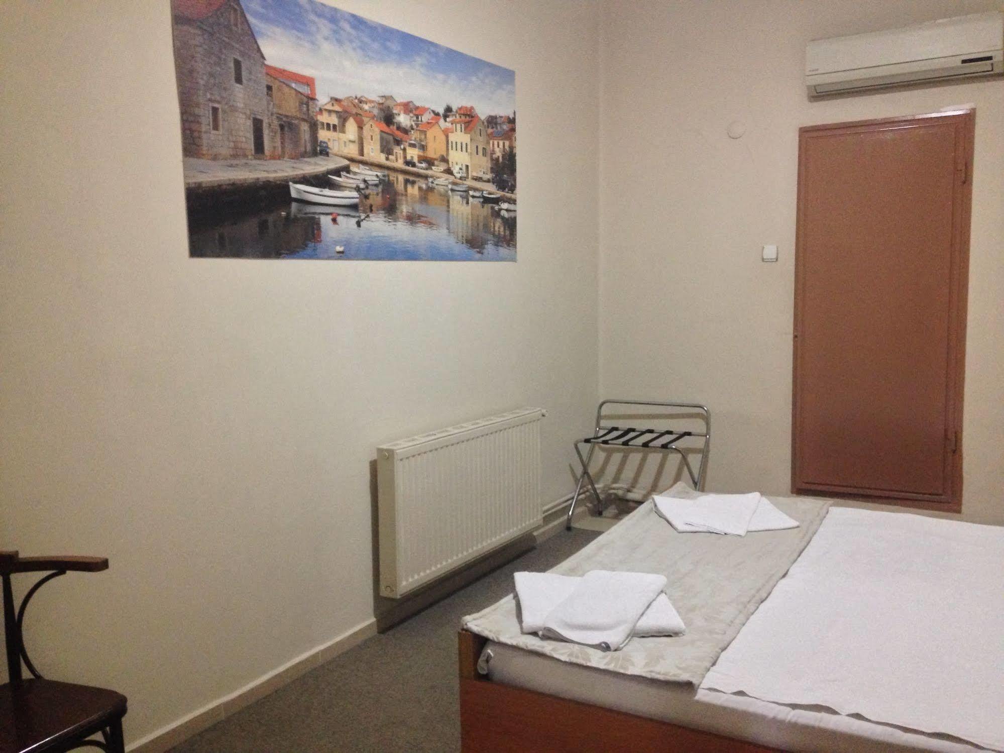 Caylan Hotel 2*